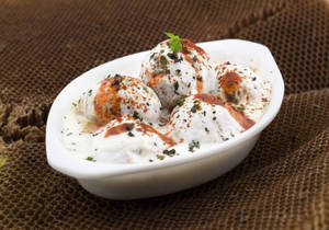 Dahi Bhalla [2 pieces]