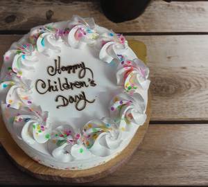 Vanilla Children'S Day Cake300 Gm