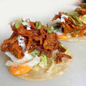 Kanda Bhaji Tacos