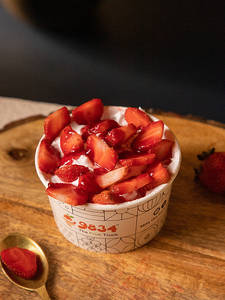 Strawberry Cream (220 Gm)