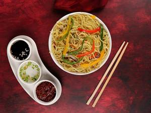 Veg Hakka Noodles
