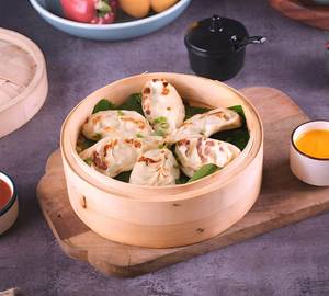 Paneer Fried Momos (6 Pieces)