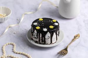 Choco Blackforest Bento Cake