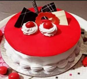 Vanilla strawberry cake 500g