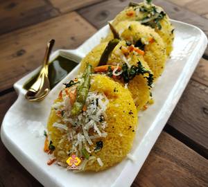 Dhokla (4 Pcs )