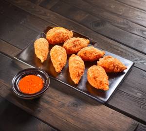 Fried paneer kurkure momos [6 pieces]
