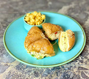 Cheese Garlic Masala Bun