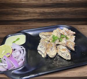 Creamy chicken seekh kebab