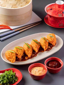 Fried tikka momos [5 pieces]
