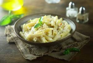 Veg Creamy White Pasta