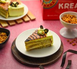 Crunchy Caramel Butterscotch Pastry