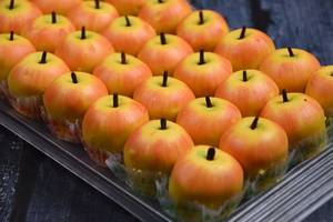 Khoyaa Apple