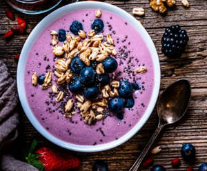 Mixed Berry Smoothie Bowl