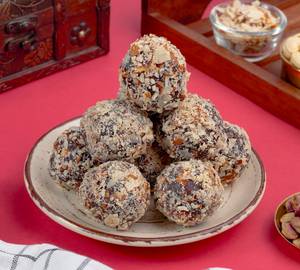 Dryfruit Dates Ladoo
