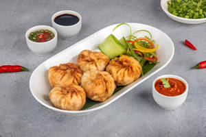 Chicken dynamite momos [6 pieces]