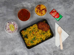 Mom's Poha With Tari