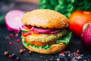 Maha Veggie Burger