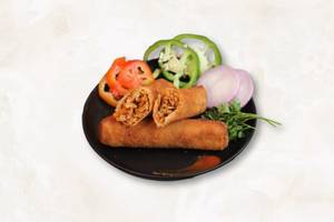 Chicken Noodles
Spring Roll