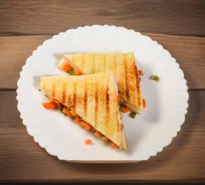 Veg Cheese Corn Sandwich