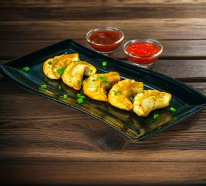 Veg Fried Momos [5 Pieces]