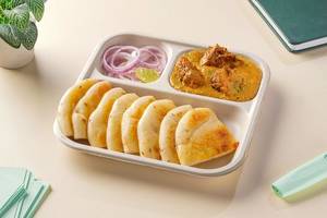 Tandoori Soya Chaap with Kulcha Lunchbox