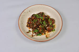 Chilli Garlic Chicken Manchurian Dry
