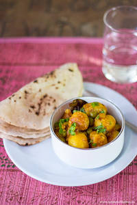 Aloo dum masala sabji with roti