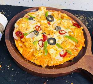 Paneer tikka pizza