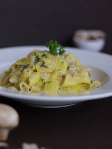 Tagliatelle Prosciutto E Funghi