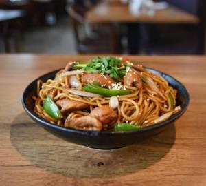 Chicken Hakka Noodles