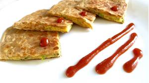 Egg Paratha with Butter with Pickel