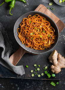 Veg Chowmein (small)