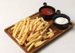 French Fries Full Plate Mayyonnaise.