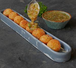 Cheese Chilli Balls In Coriander Sauce