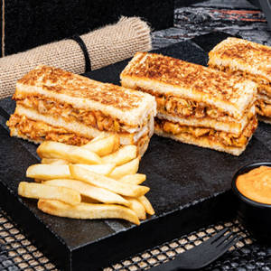 Mayo Chicken Sandwich+fries