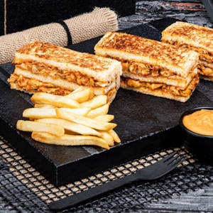 Peri Peri Chicken Sandwich+fries+fresh Lime