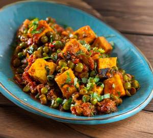 Matar paneer ki sukhi Sabji