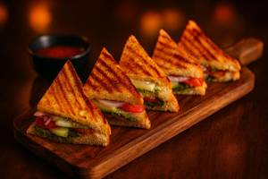 Triple Layer Veg Grilled Sandwich