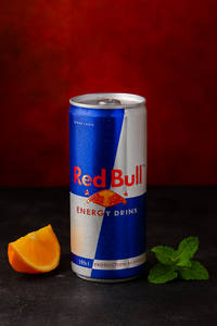 Red Bull - 300ml Tin
