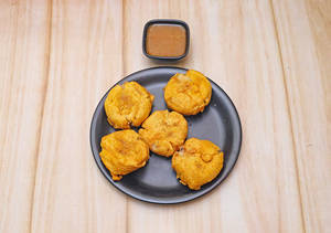 Aloo Pakoda [6 Pieces]