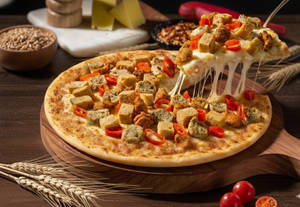 Cbf Tandoori Chicken Thin Crust Medium Pizza [Crispy Crunchy Thin Crust]