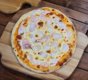 Onion Pizza