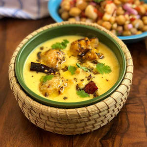 Punjabi Kadhi 