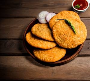 Sattu kachori [4 pieces] with sauce
