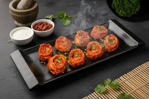 Chilli Garlic Momo Plater