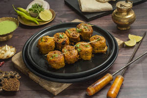 Lehsuni Soya Chaap Tikka