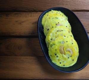 Egg idli 4 pice