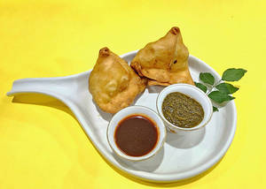 Mumbai Samosa | | 2 Pcs