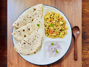 Egg Bhurji With Roti