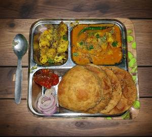 Poori sabji  [5 pieces]